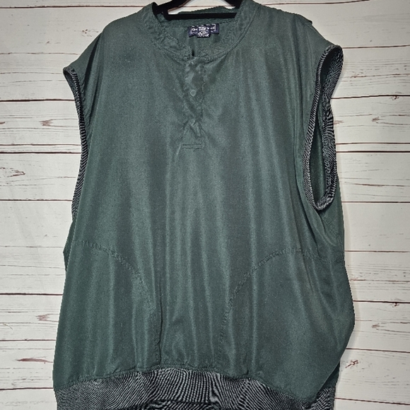 Chase Edward Green Golf Vest - Picture 10 of 10